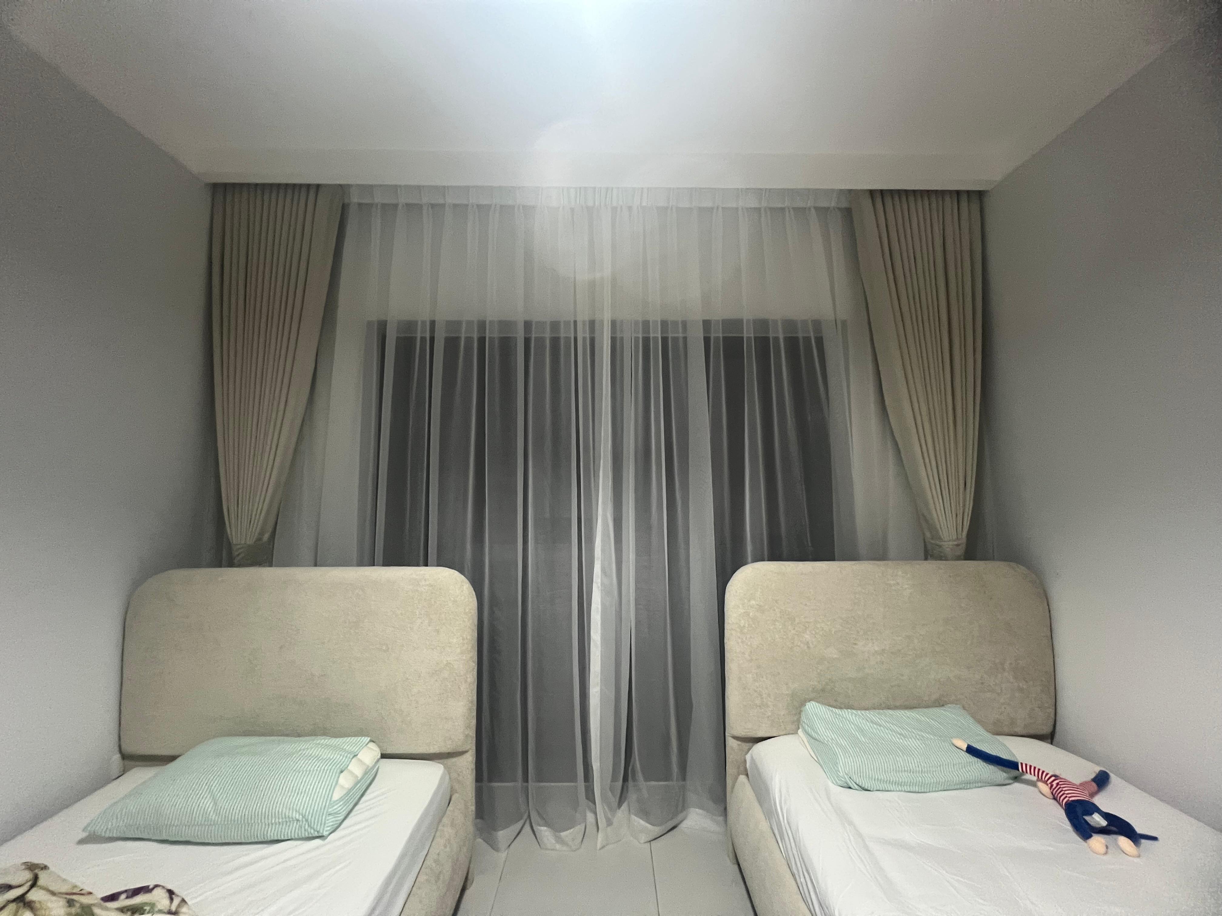 Motorized luxury curtains for UAE home installation with smart automation integration