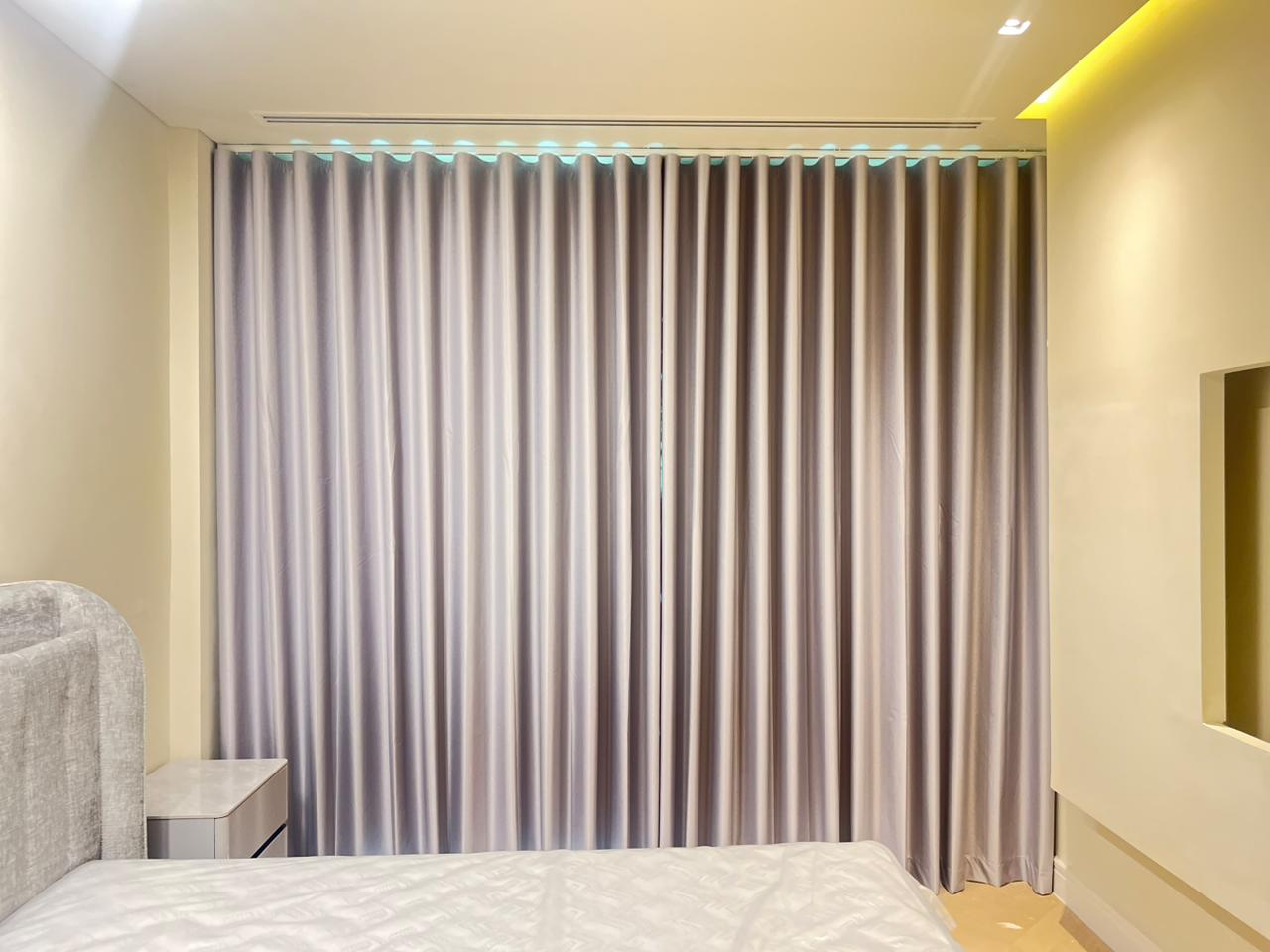 Rich natural hardwood timber venetian blinds with matching decorative fabric privacy tapes